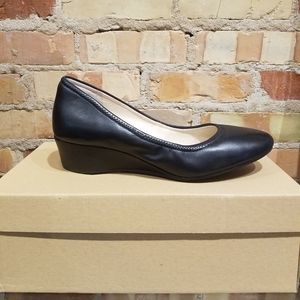 COLE HAAN Sadie Leather Wedge BLACK size:7 NEW**